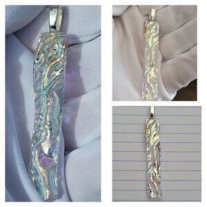 Pendant Iridescent Glass With Silver Tone Bail #0040